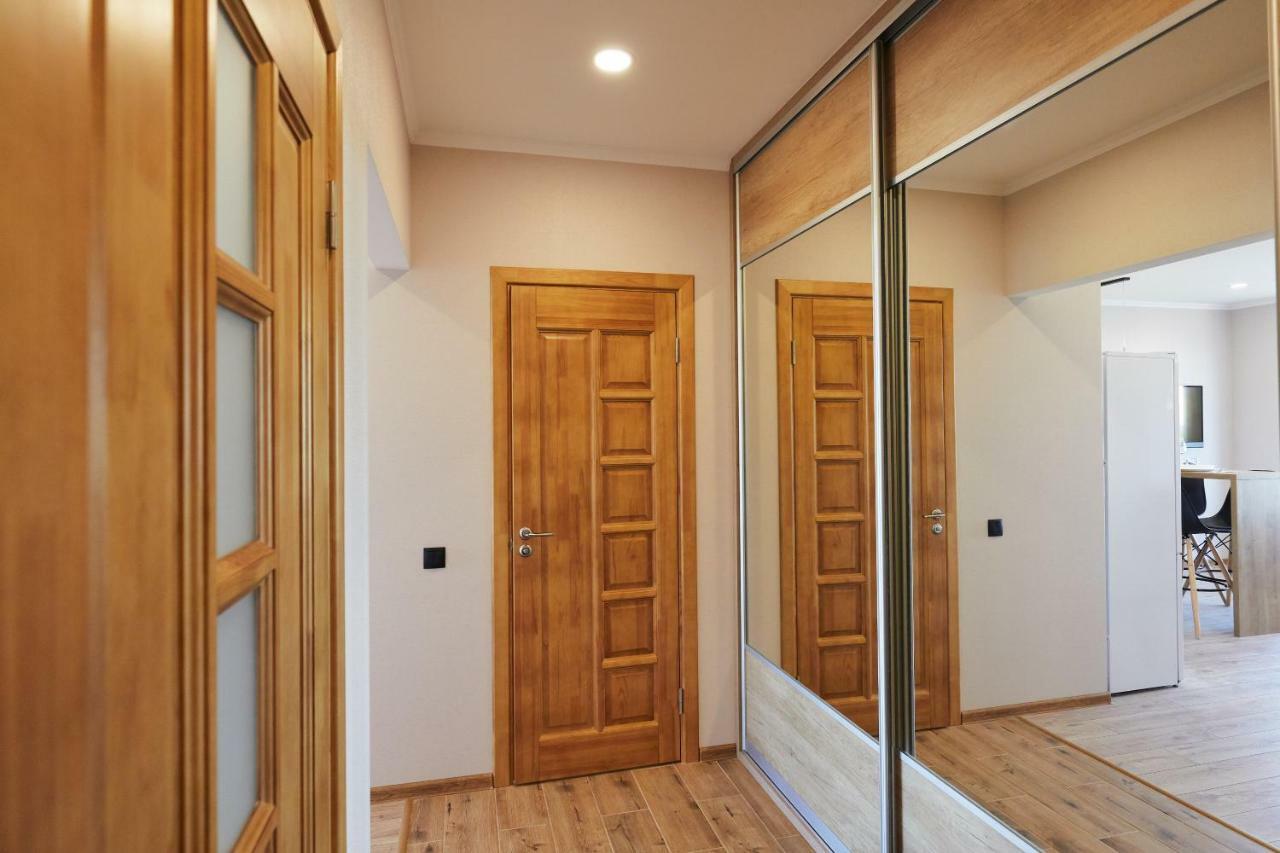 Paulmarie Apartments On Mayakovskogo Μινσκ Εξωτερικό φωτογραφία